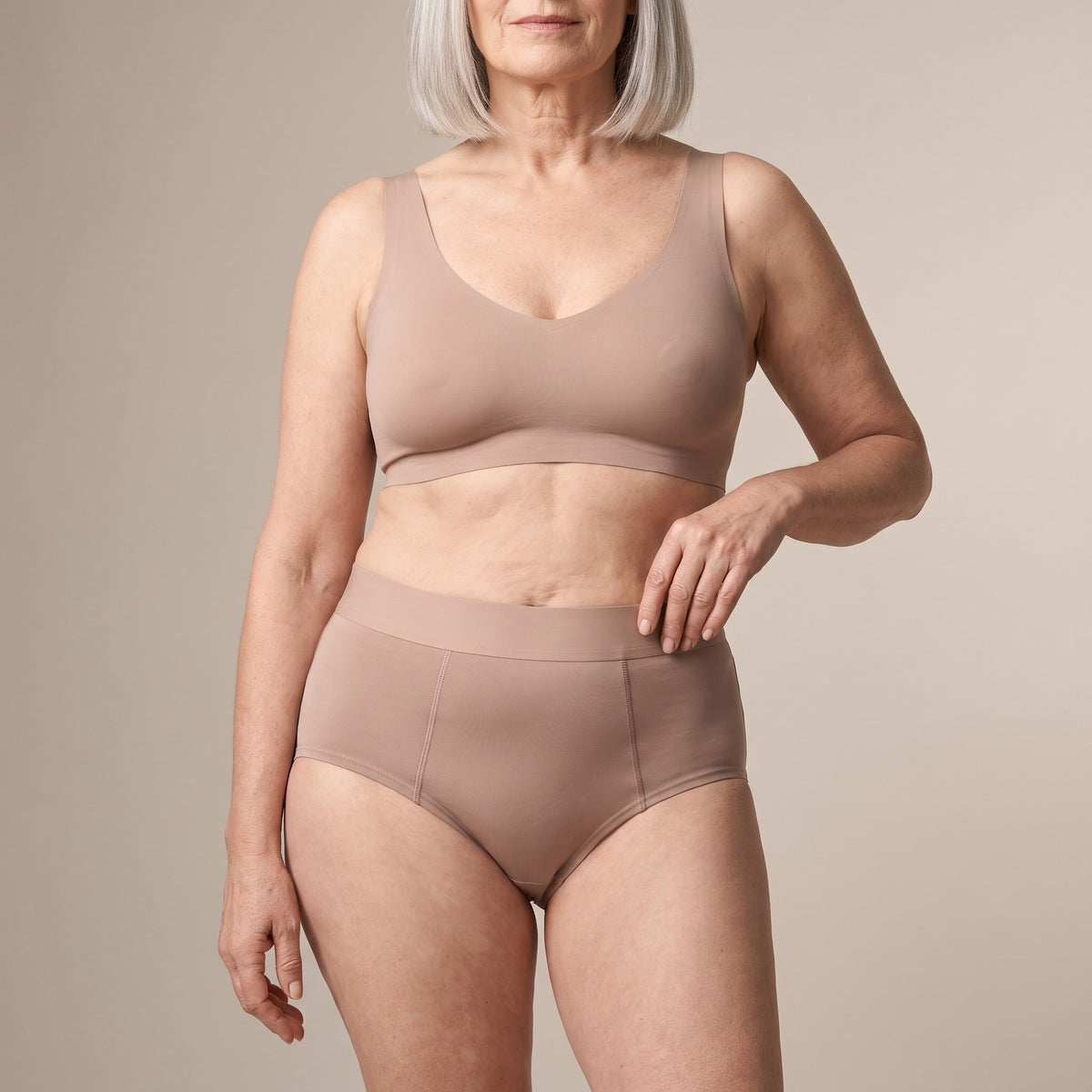 LeiDry Slip Notte colore Beige, indossato